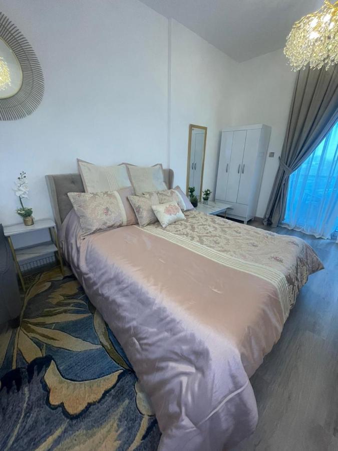 Diamond Tower Marina Apartment Dubai