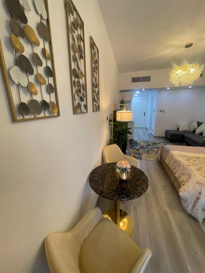 Diamond Tower Marina Apartment Dubai